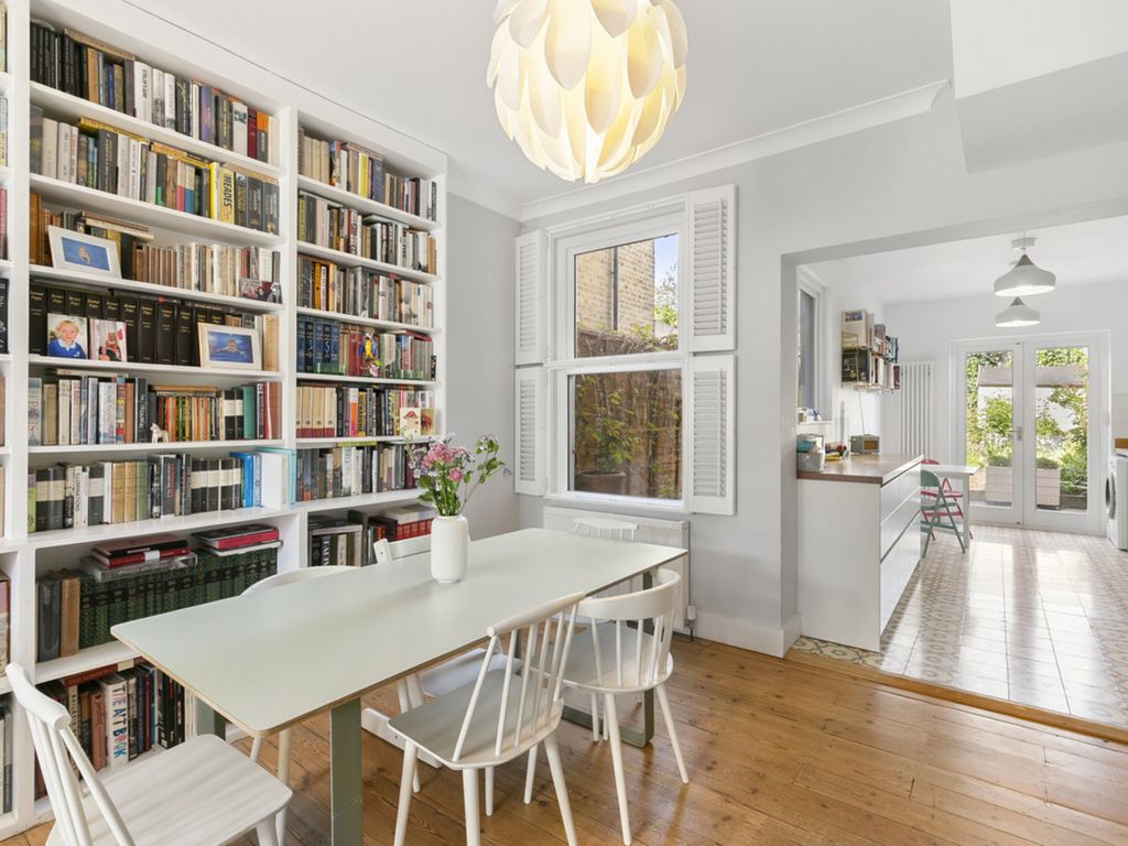 Property photo 3 of 14