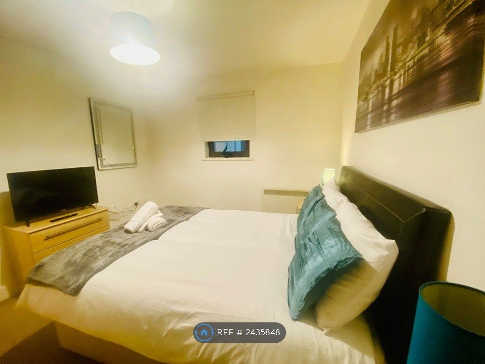 Property photo 3 of 35