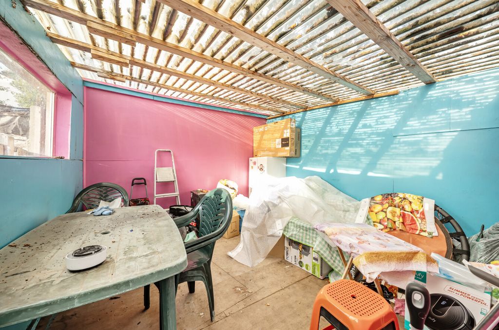 Property photo 2 of 16 1363060-22-68E598...