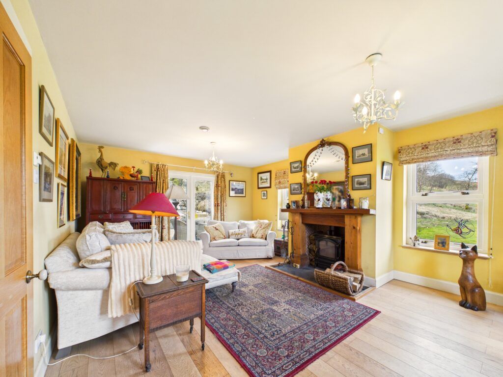 Property photo 3 of 48