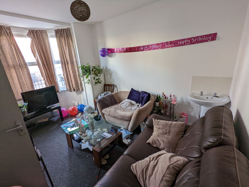 Property photo 2 of 19