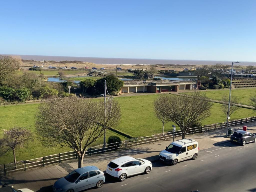 Property photo 3 of 26