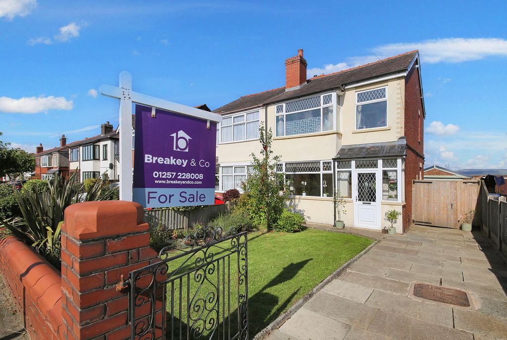 Property photo 1 of 20