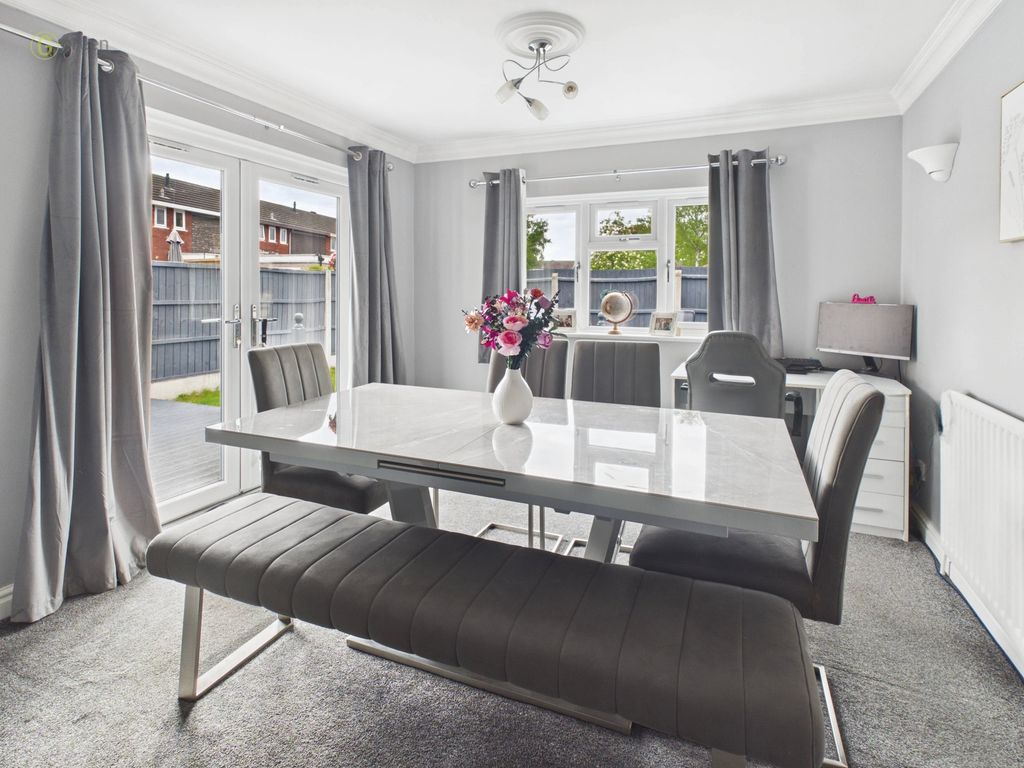 Property photo 3 of 21 134Ed2c56Ca1427Bbcf2B96Fbd50Ae19100Cam04425G0Pr0412Still024