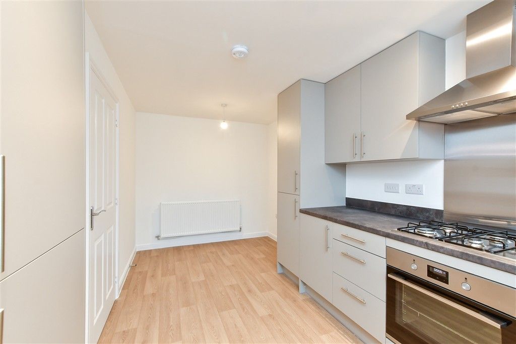 Property photo 3 of 15 Kitchen / Diner