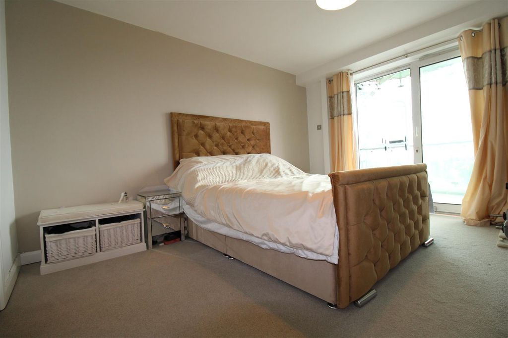 Property photo 2 of 12 Img_2897.Jpg
