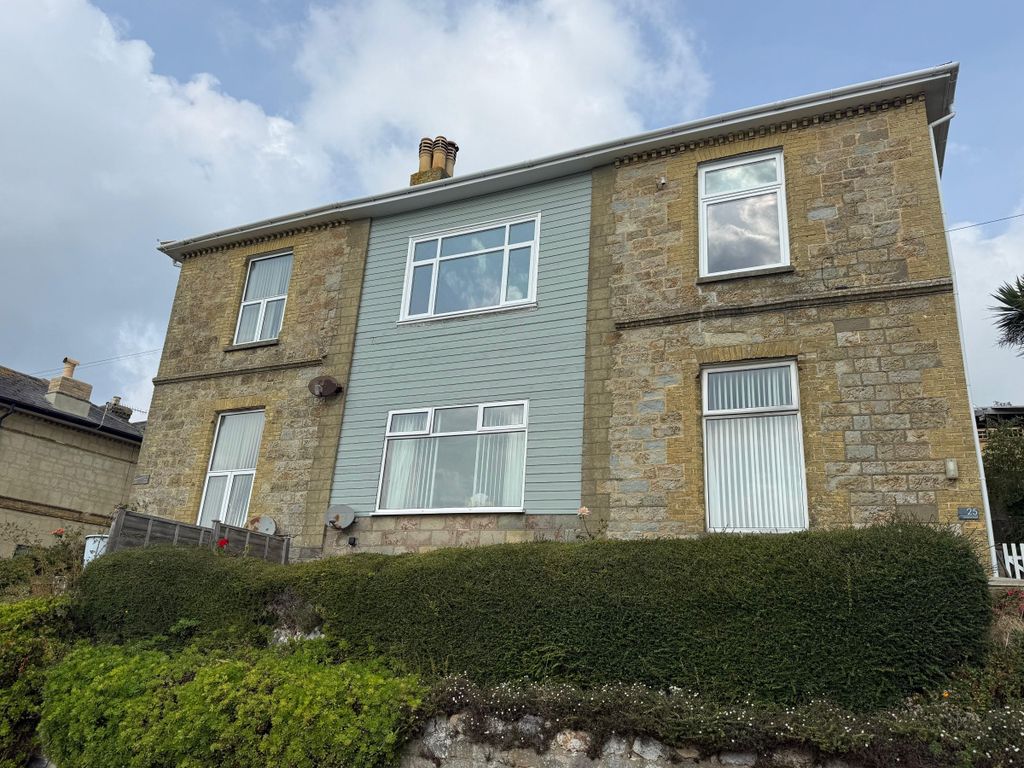 Property photo 1 of 27