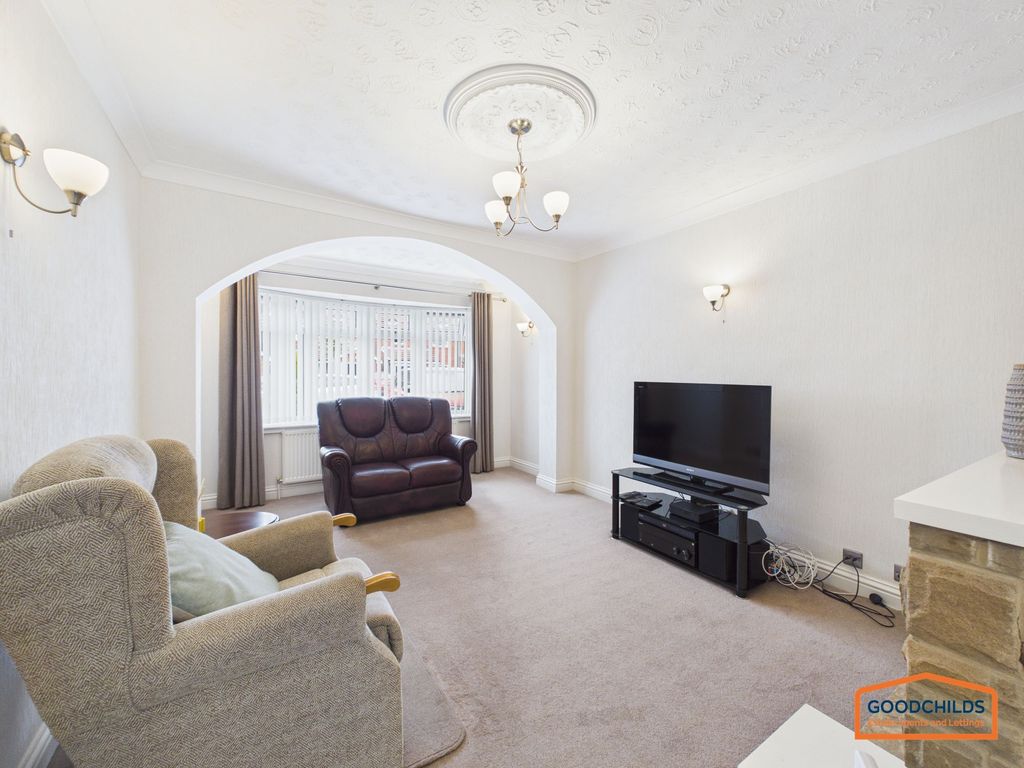 Property photo 2 of 23