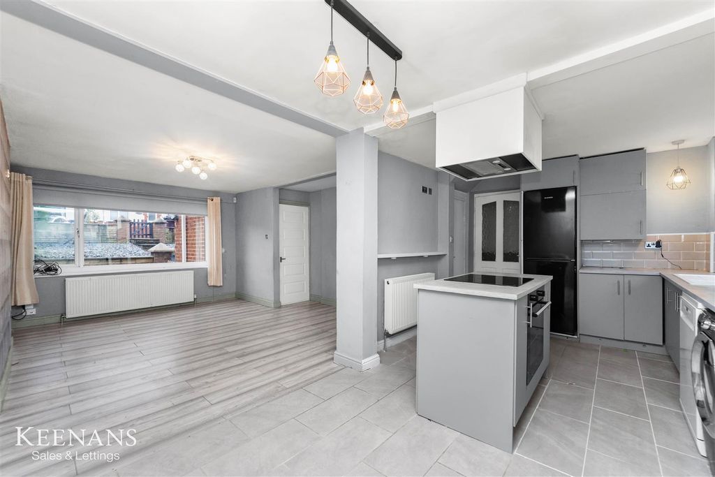 Property photo 2 of 33 2.Jpg