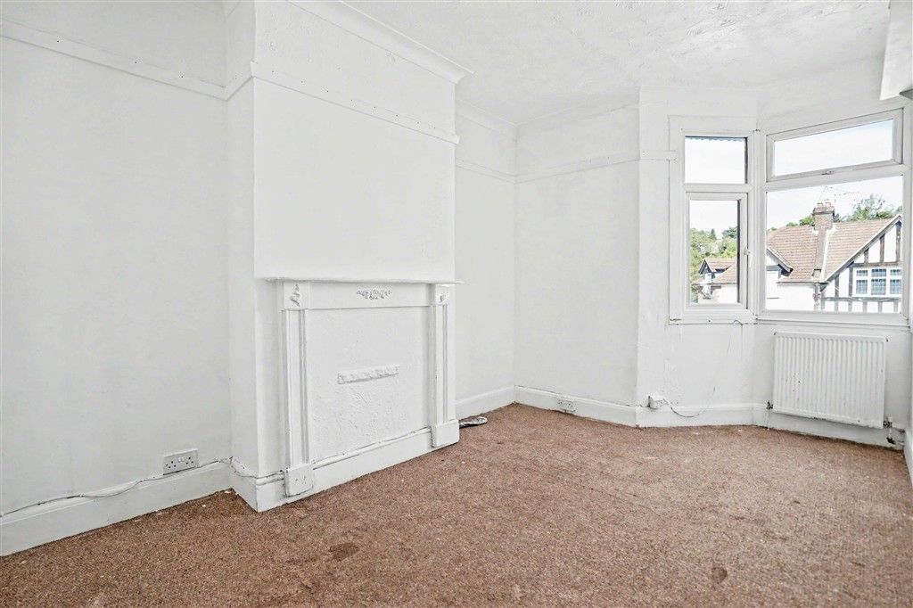 Property photo 3 of 5