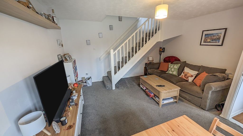 Property photo 3 of 10 Pbox-Img.Jpg