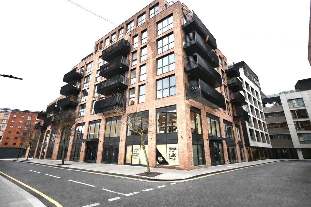 Property photo 1 of 9 4903031