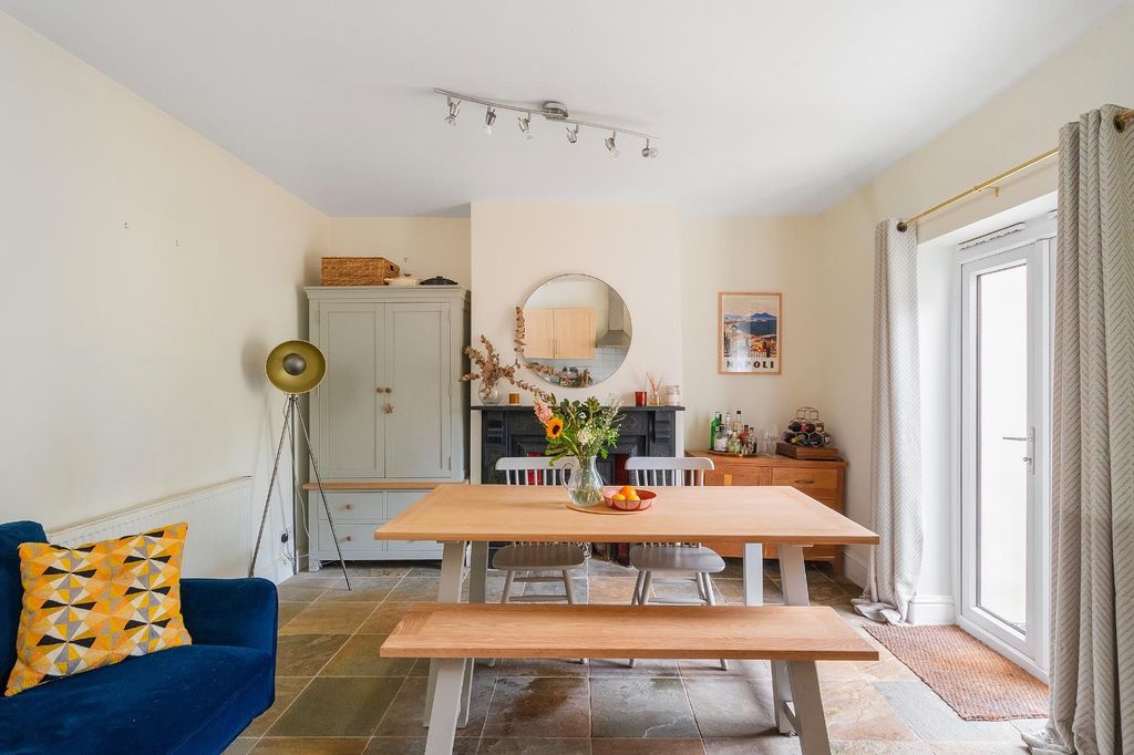 Property photo 1 of 30 0S6Rbn - Kitchen Diner D.Jpg