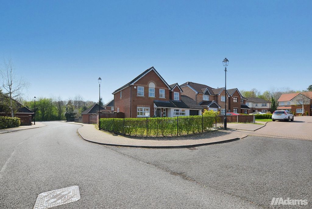 Property photo 1 of 43