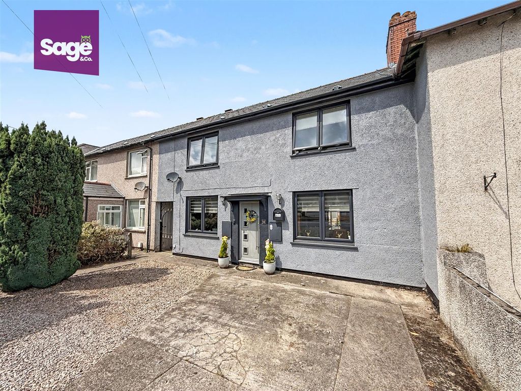 Property photo 1 of 35