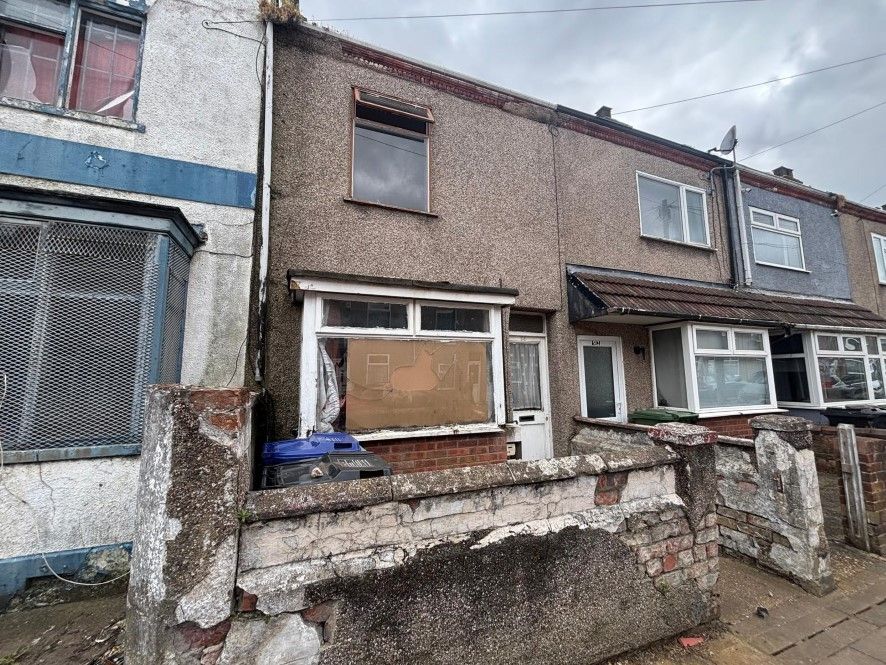 Property photo 1 of 11