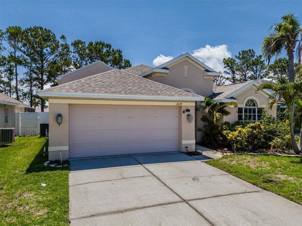 Property photo 1 of 20