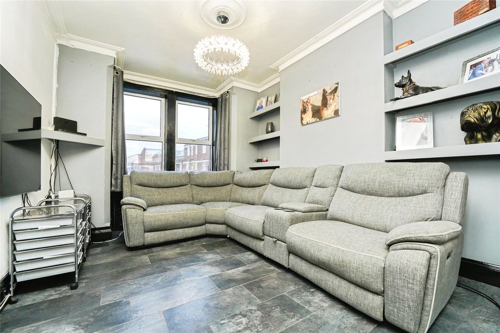 Property photo 3 of 11 Picture No. 76