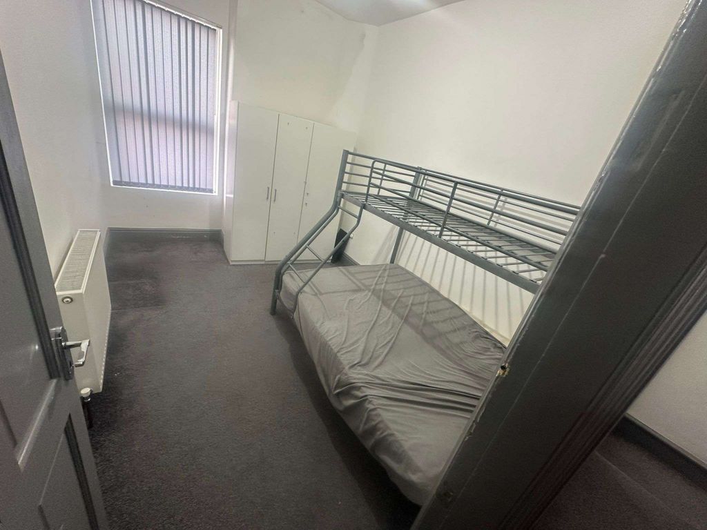 Property photo 3 of 16 Gallery