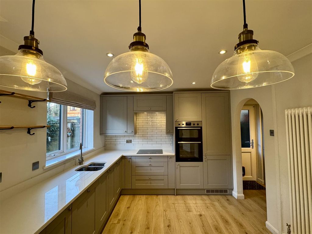 Property photo 3 of 30 Open Plan Kitchen Dining Room