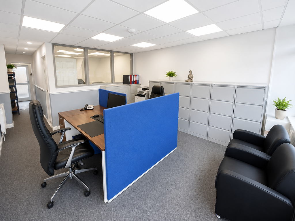 Property photo 3 of 8 Office