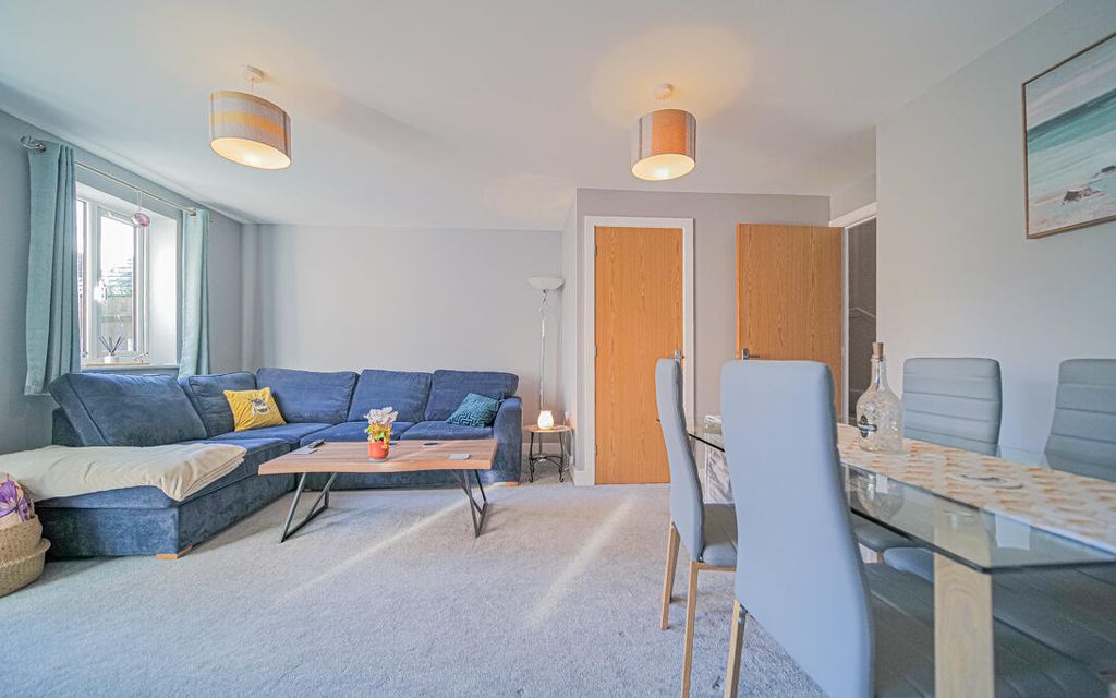 Property photo 2 of 16 P1065598.Jpg