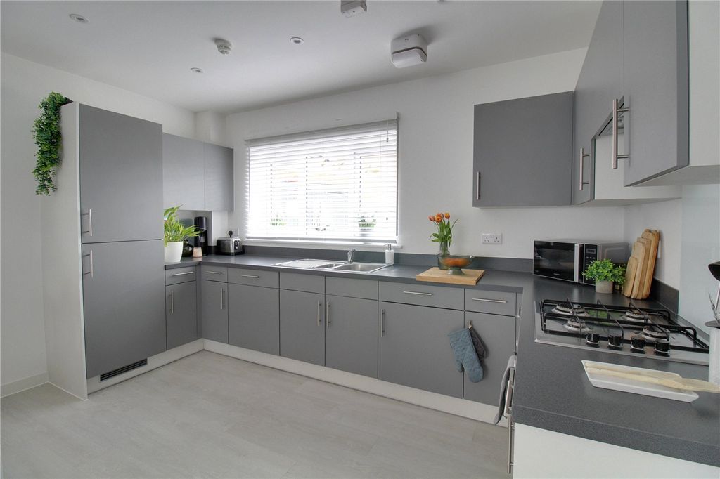 Property photo 3 of 9 Picture No. 02