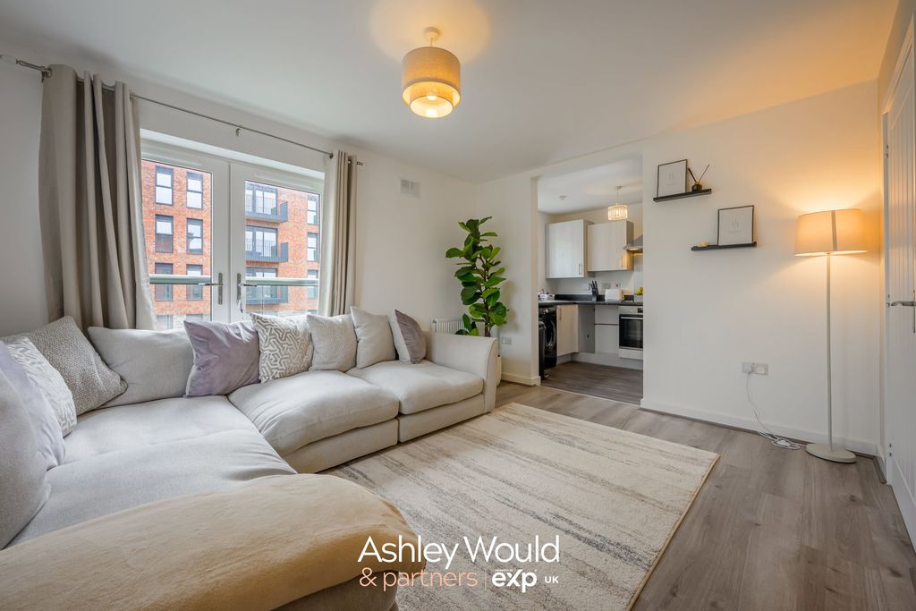 Property photo 3 of 14