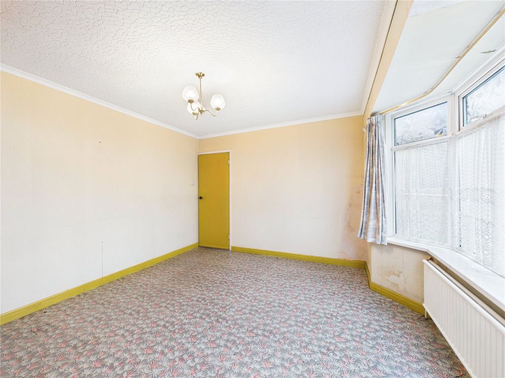 Property photo 3 of 15 Picture No. 10