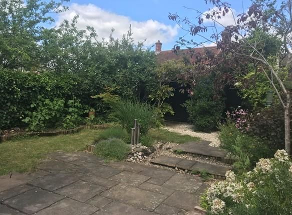 Property photo 3 of 12 Garden