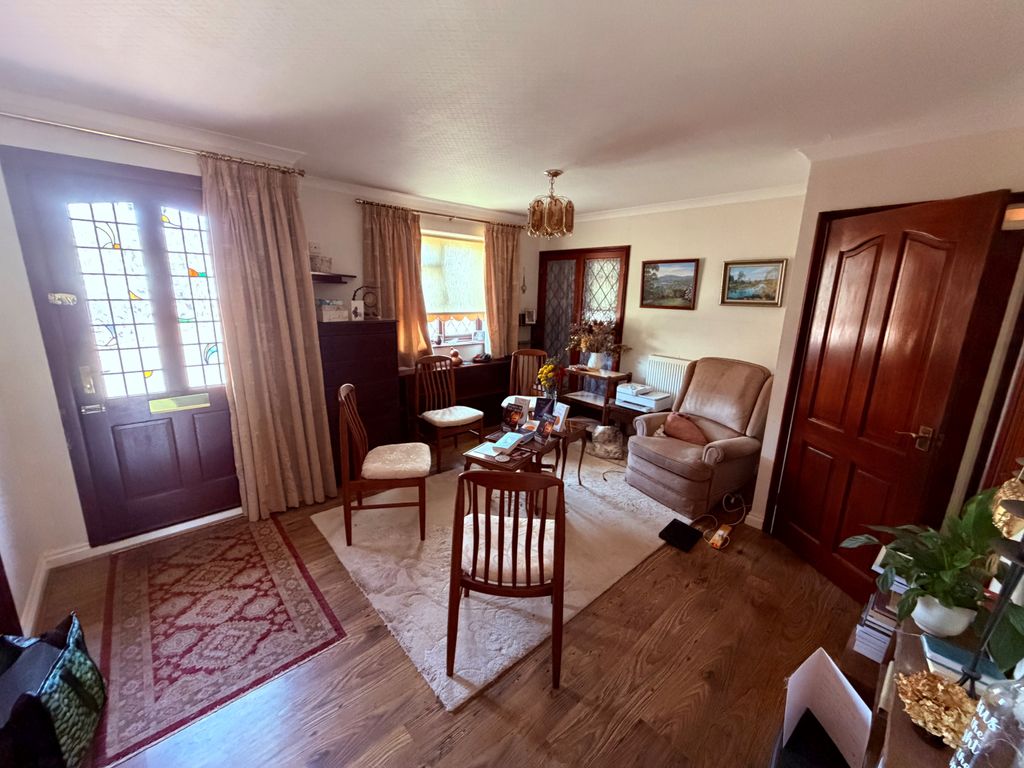 Property photo 2 of 14 Gallery