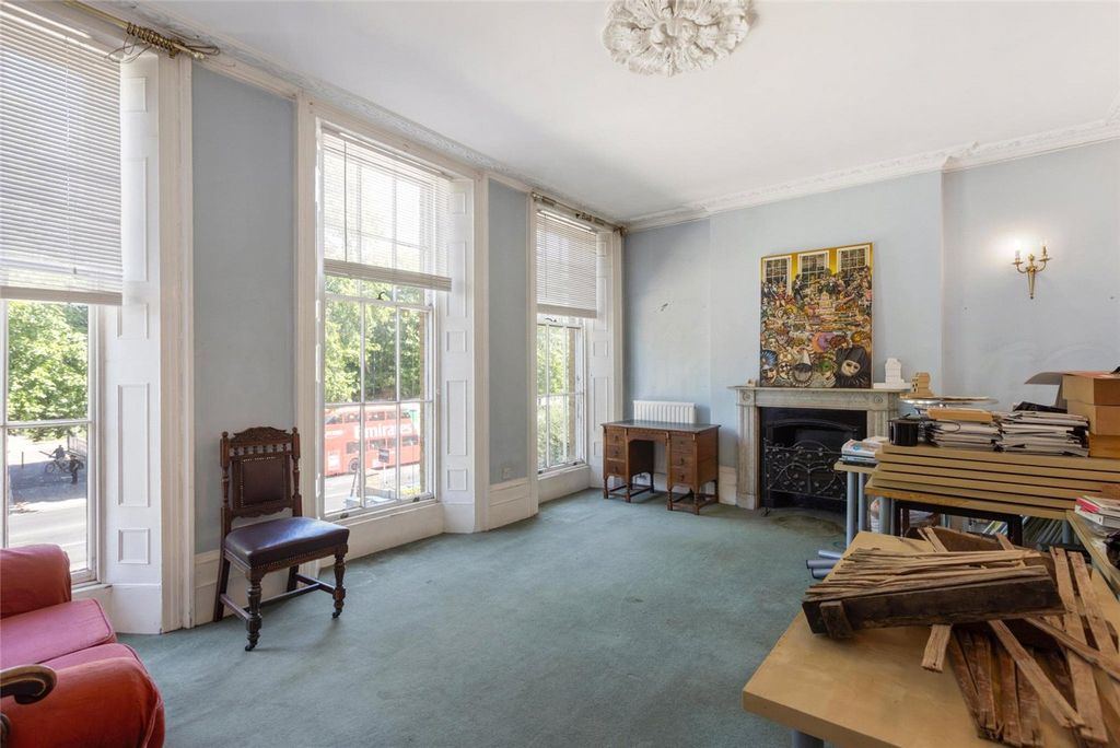 Property photo 2 of 14 Picture No. 05