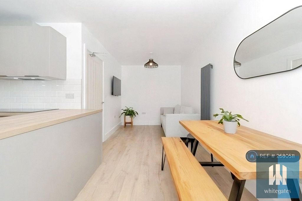 Property photo 3 of 18 Picture No. 09