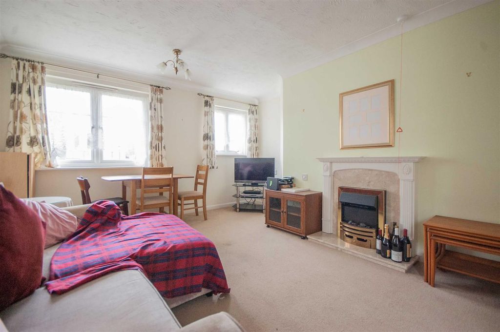 Property photo 3 of 9 L2.Jpg