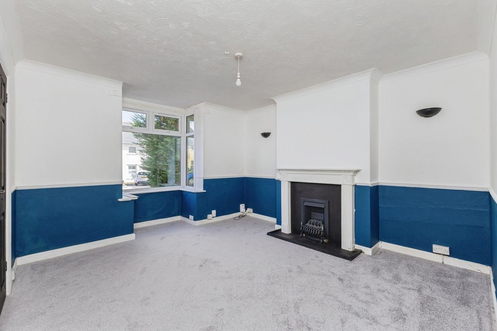Property photo 2 of 19 Pbox-Img.Jpg