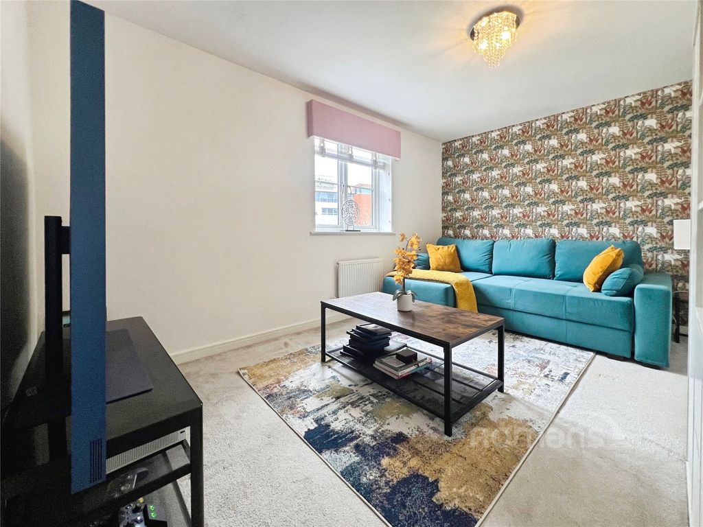 Property photo 3 of 33 Picture No. 38