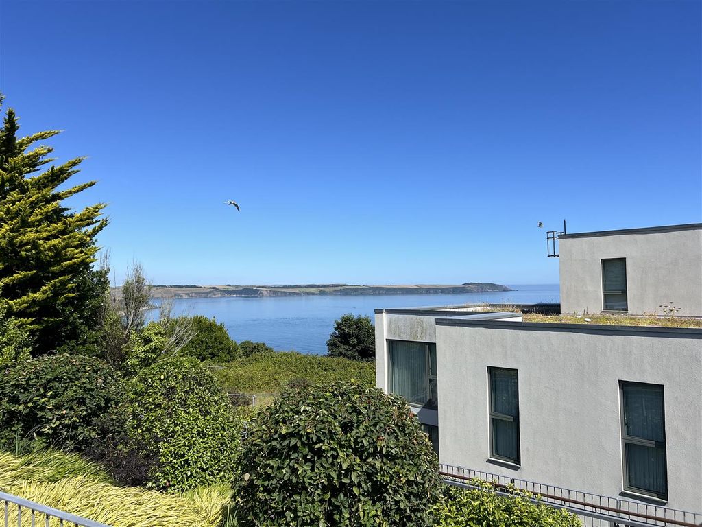 Additional image 15 of 2 bed flat for saleSea Road, Carlyon Bay, Carlyon Bay PL25