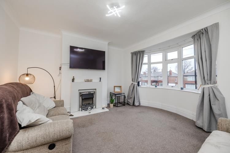 Property photo 2 of 16 B.Lo