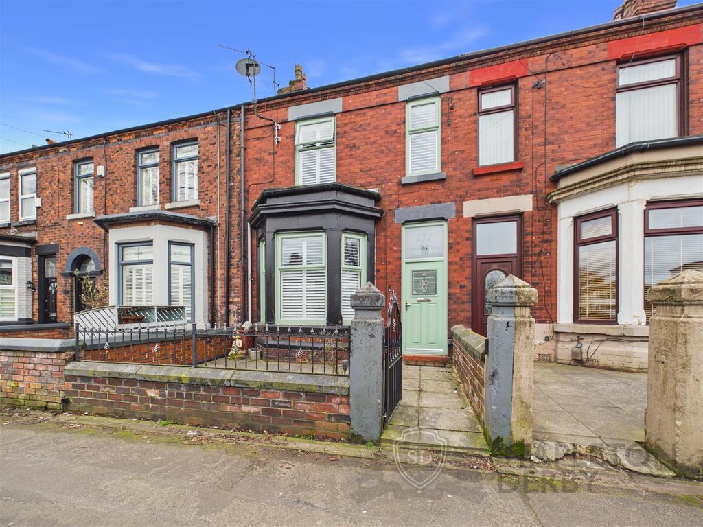 Property photo 1 of 36 Cam04709G0-Pr0349-Still001.Jpg