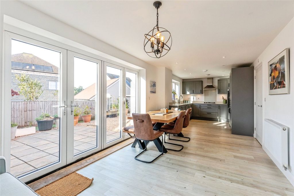 Property photo 3 of 17 Picture No. 13