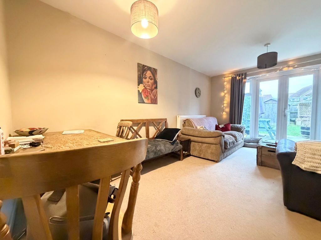 Property photo 3 of 12 Photo 10