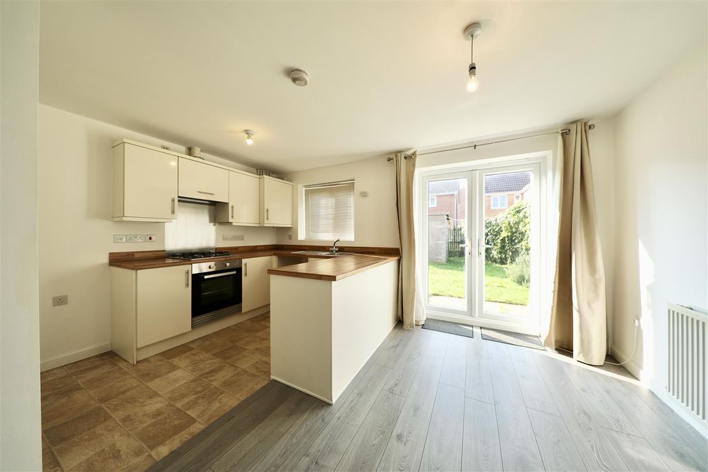 Property photo 3 of 16 0A4A0532 2.Jpg