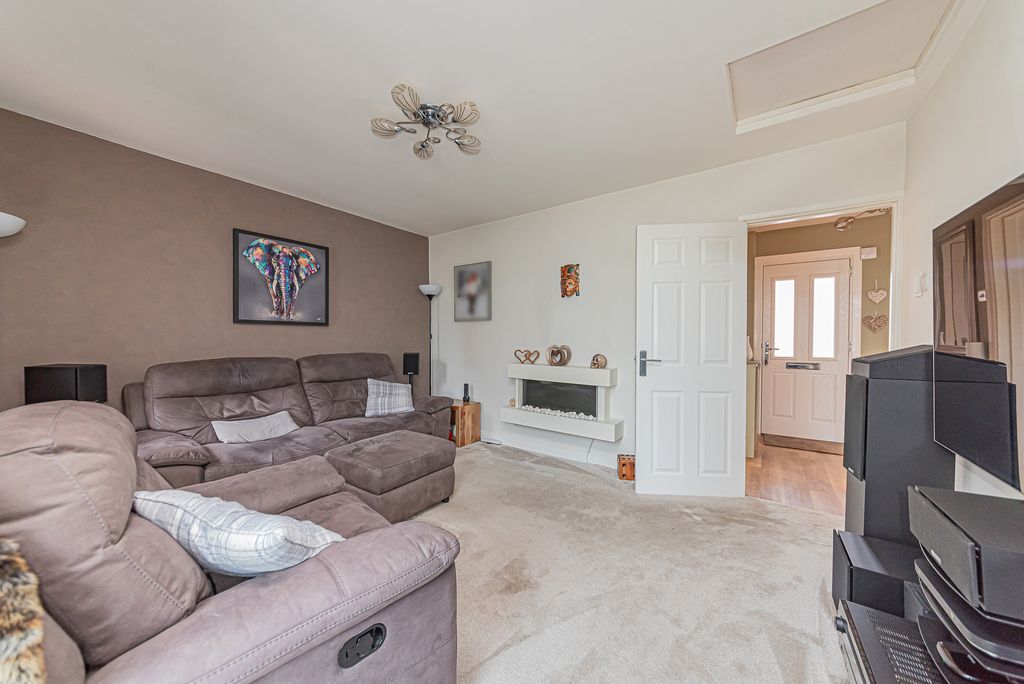 Property photo 3 of 16 Living Room