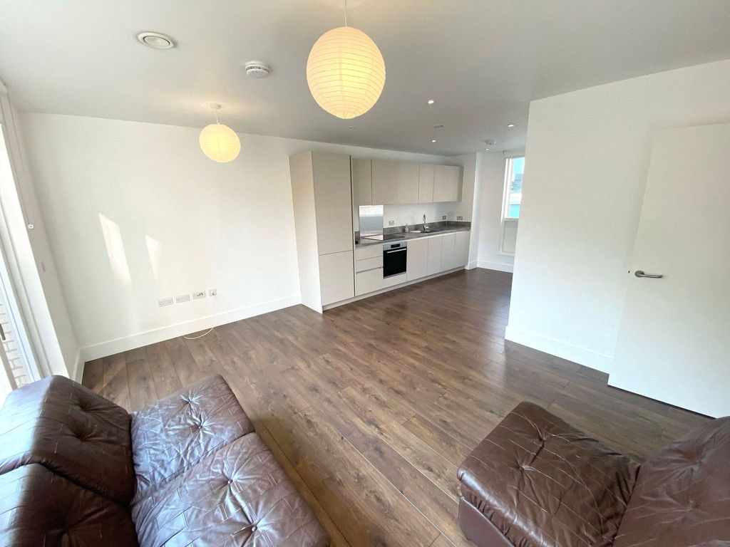 Property photo 1 of 18 Picture No. 12