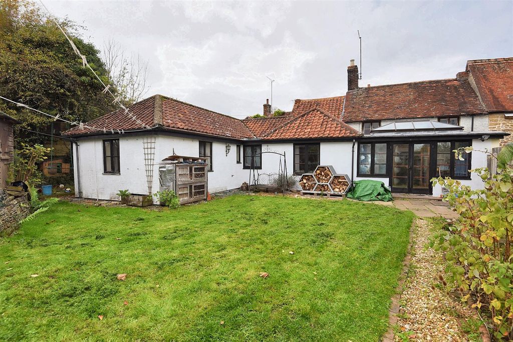 Property photo 1 of 14 Rear