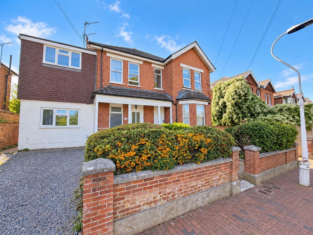 Property photo 1 of 14