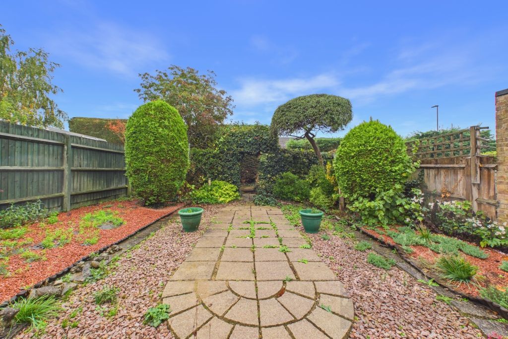Property photo 2 of 16