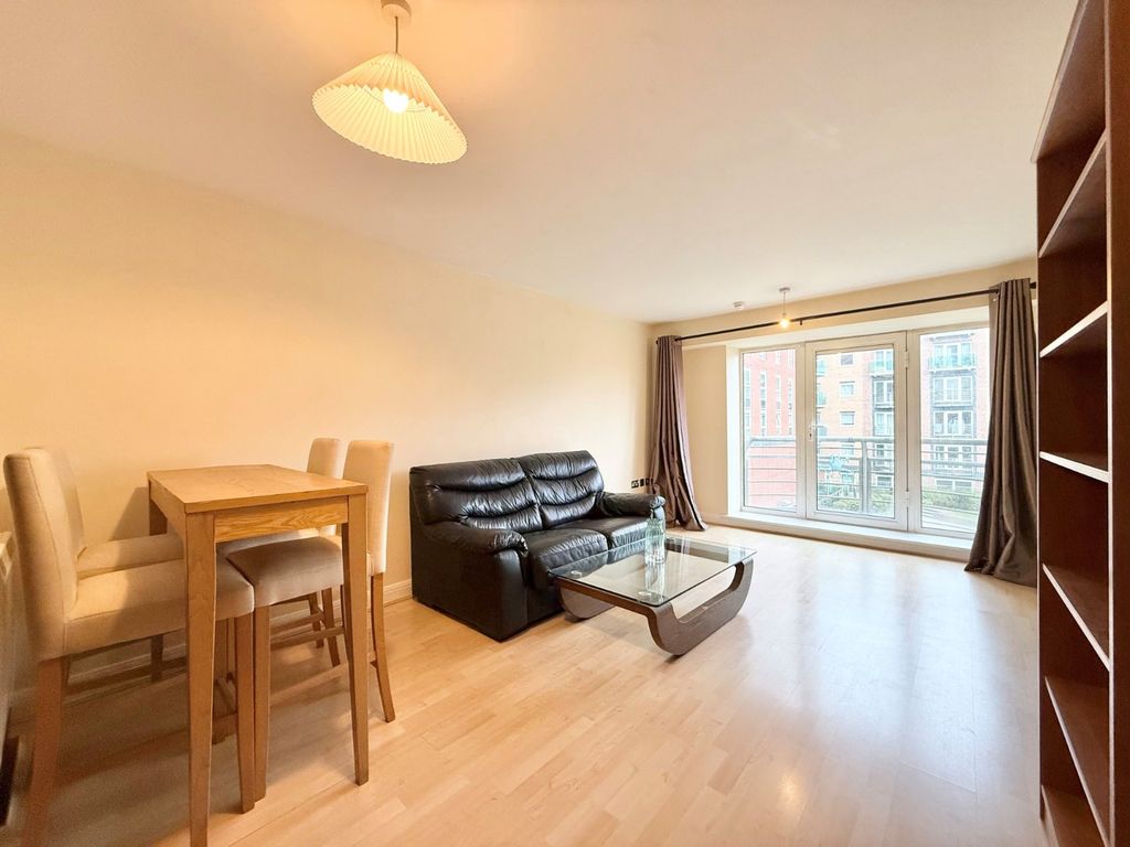 Property photo 2 of 13 Picture No. 18