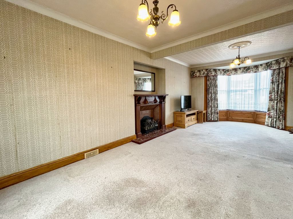 Property photo 3 of 23 Photo 14