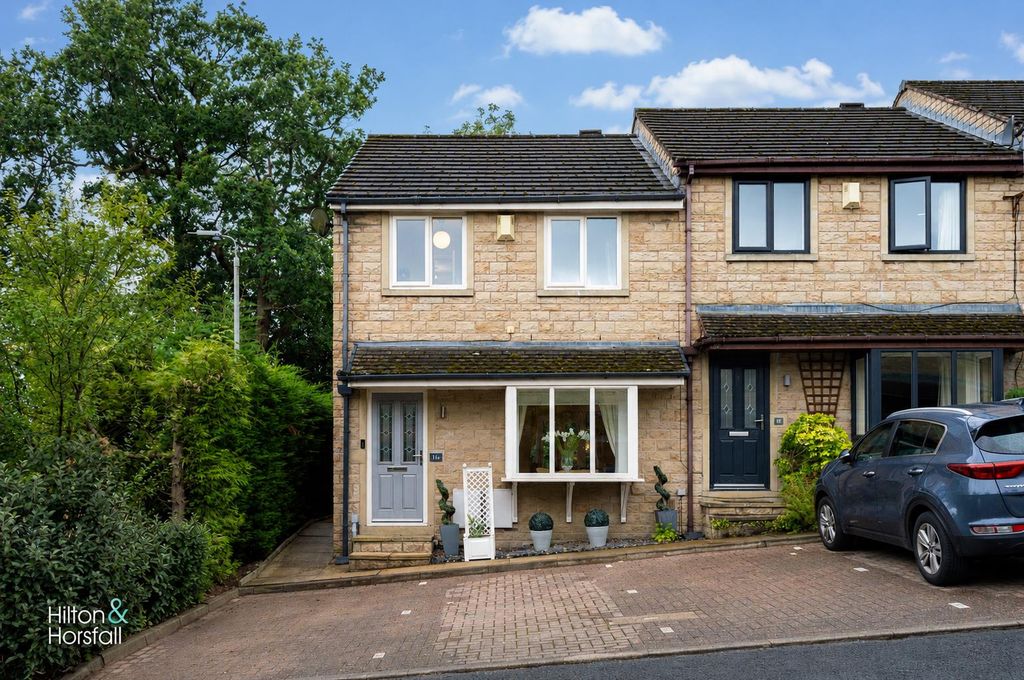 Property photo 1 of 22 St Michaels Court